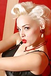 Beautiful blonde marilyn monroe double in vintage lingerie - part 948